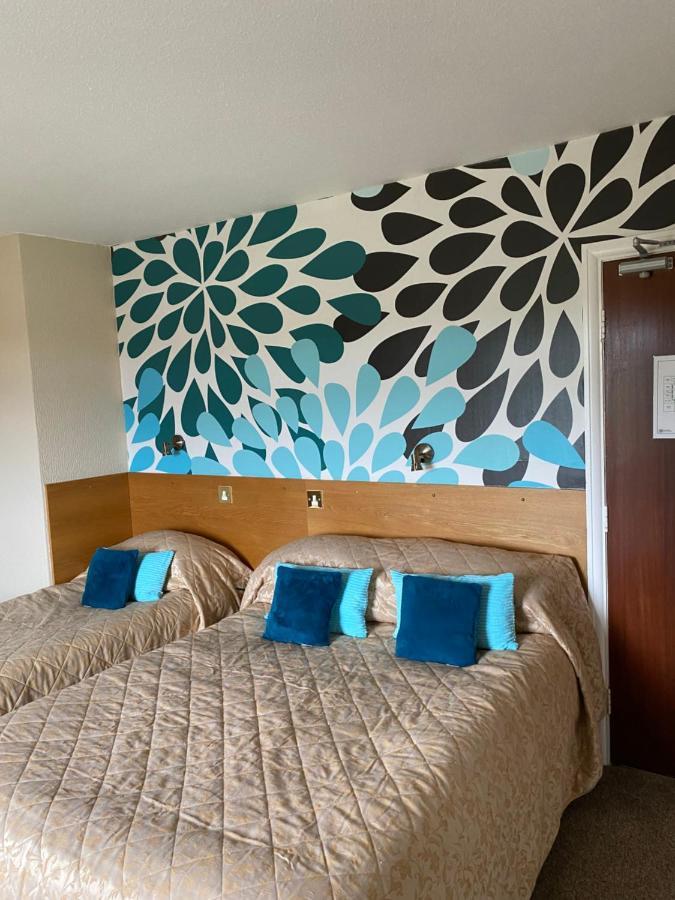 Park Manor Hotel سكرابورو المظهر الخارجي الصورة